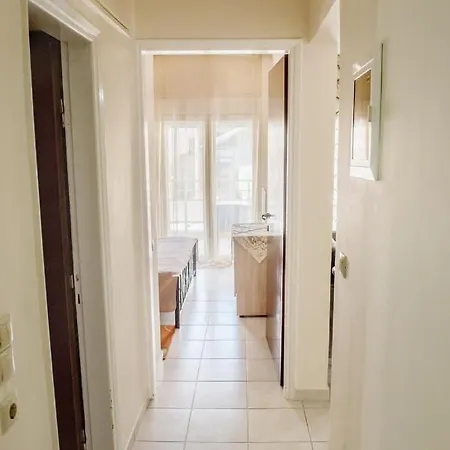 Savvas Apartment Nea Plagia